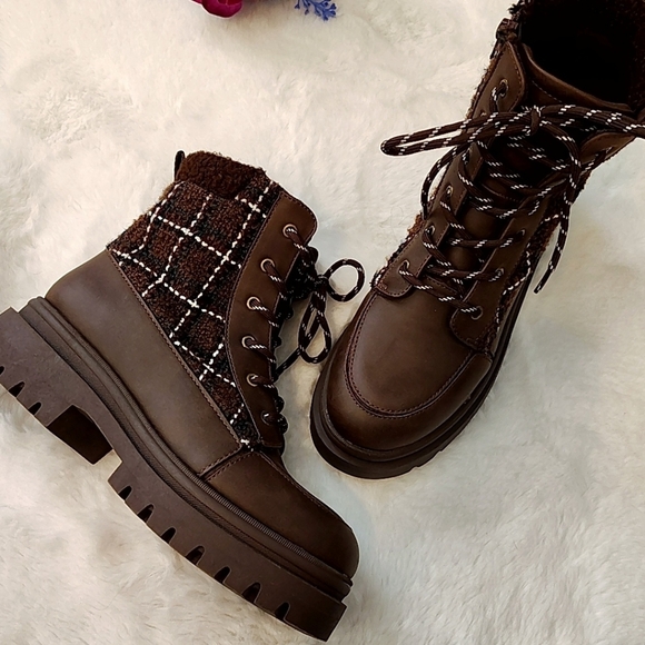 Rocket Dog Desmond Brown Lug Plaid Ankle Boots Size 8.5 - Picture 3 of 13